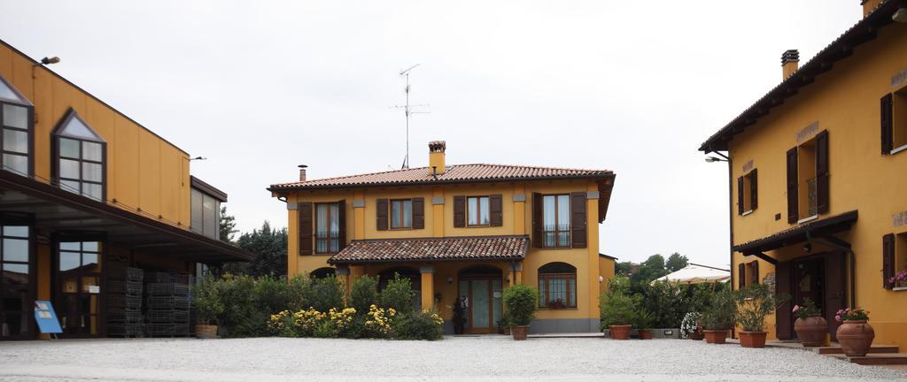 Agriturismo Gaggioli Borgo Delle Vigne ゾーラ・プレドーザ エクステリア 写真