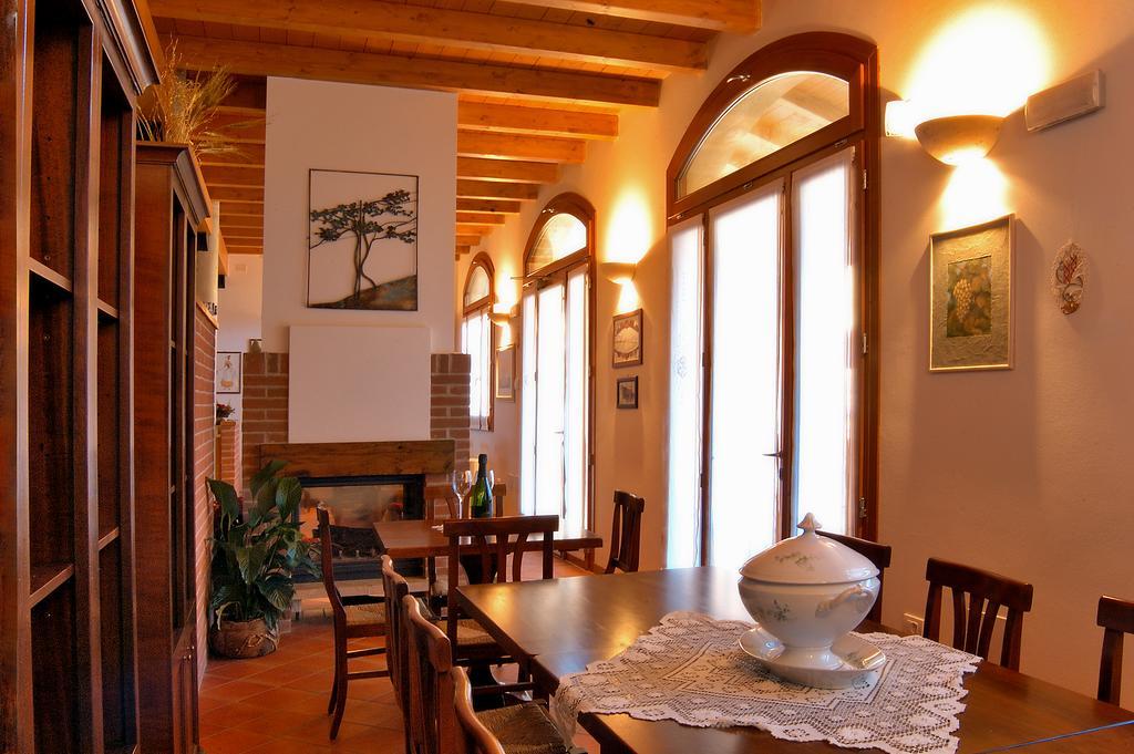 Agriturismo Gaggioli Borgo Delle Vigne ゾーラ・プレドーザ エクステリア 写真